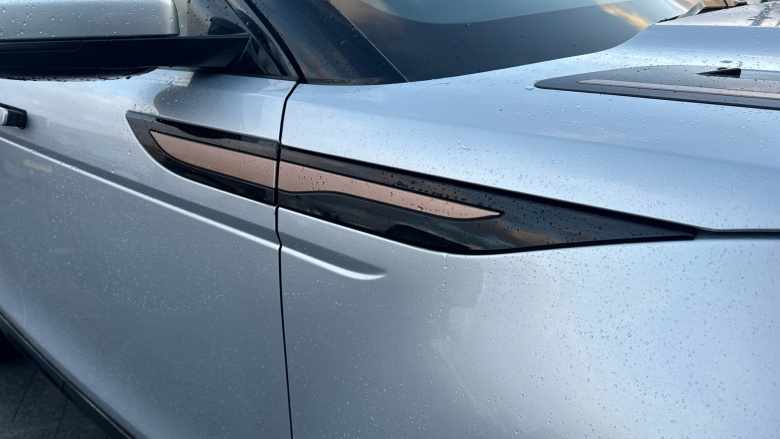 Land Rover Range Rover Evoque 2.0 D180 R-Dynamic SE 5dr Auto Diesel Hatchback